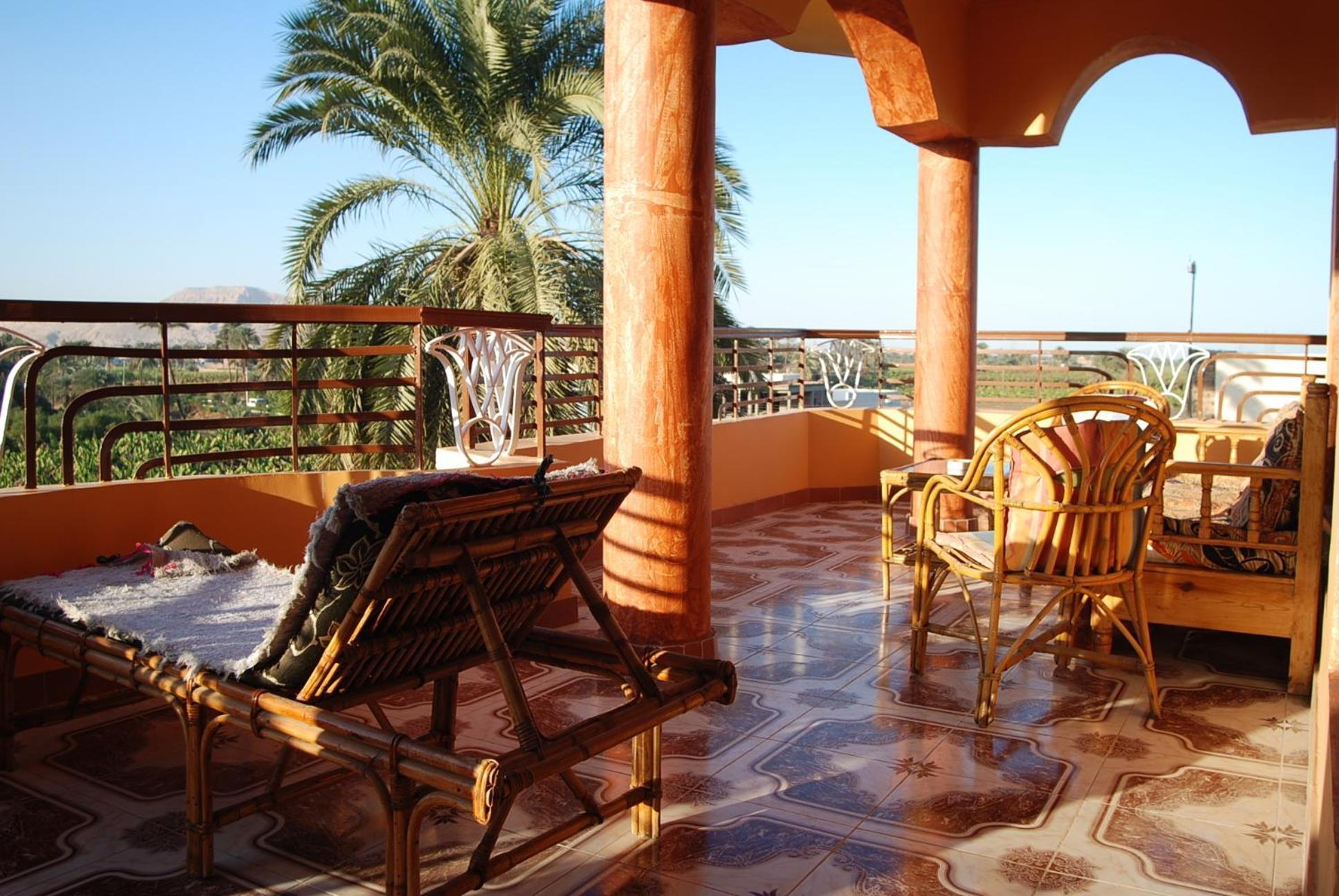Al Gezera Apartments Luxor Esterno foto